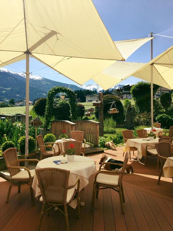 Hotel Magdalena Im Zillertal - Urlaub Mit Hund Ried im Zillertal Exterior photo