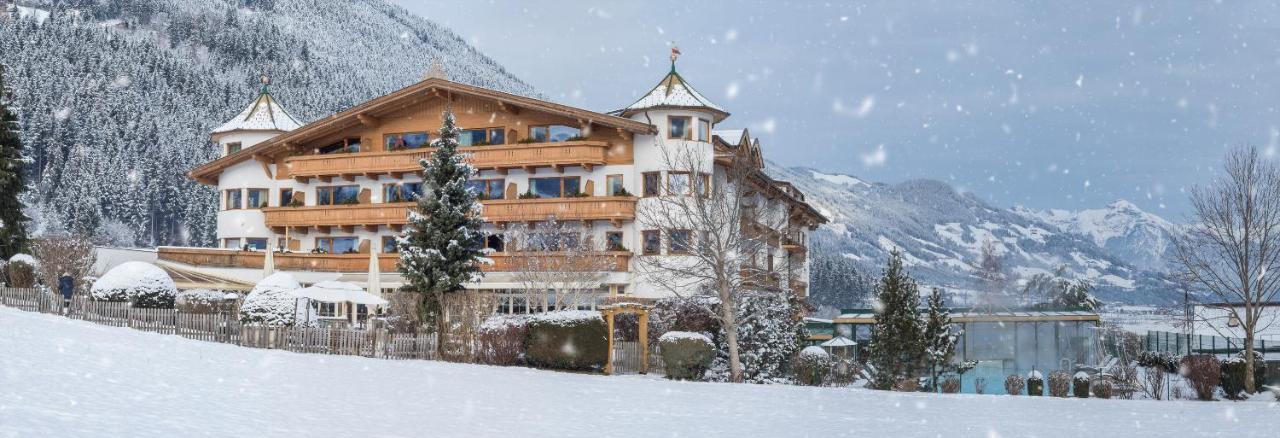 Hotel Magdalena Im Zillertal - Urlaub Mit Hund Ried im Zillertal Exterior photo